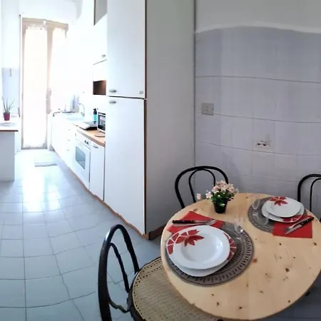 Caprara Metro Cornelia *